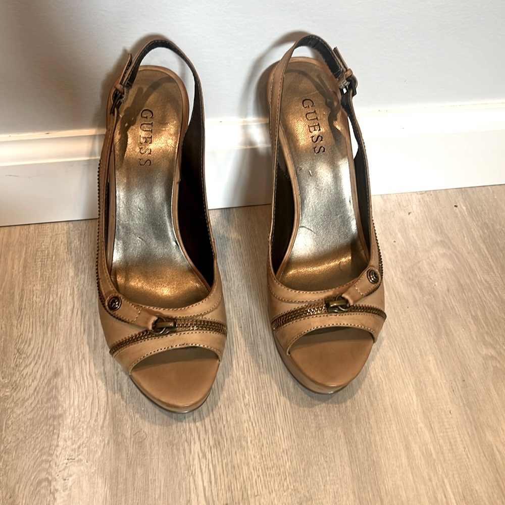 Guess stilettos